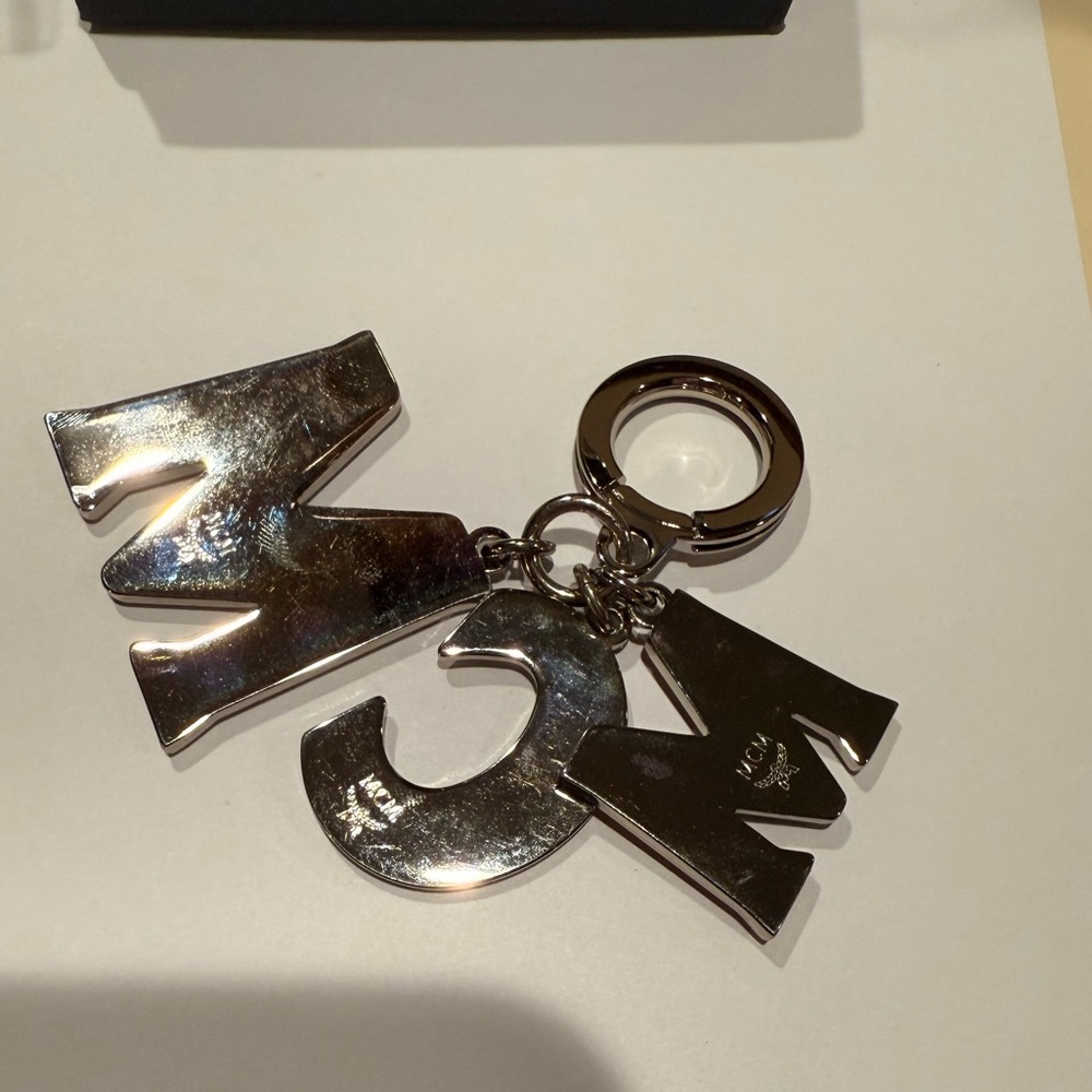 AUTHENTIC MCM Orange Silver and Green Keychain - Picture 7 of 8